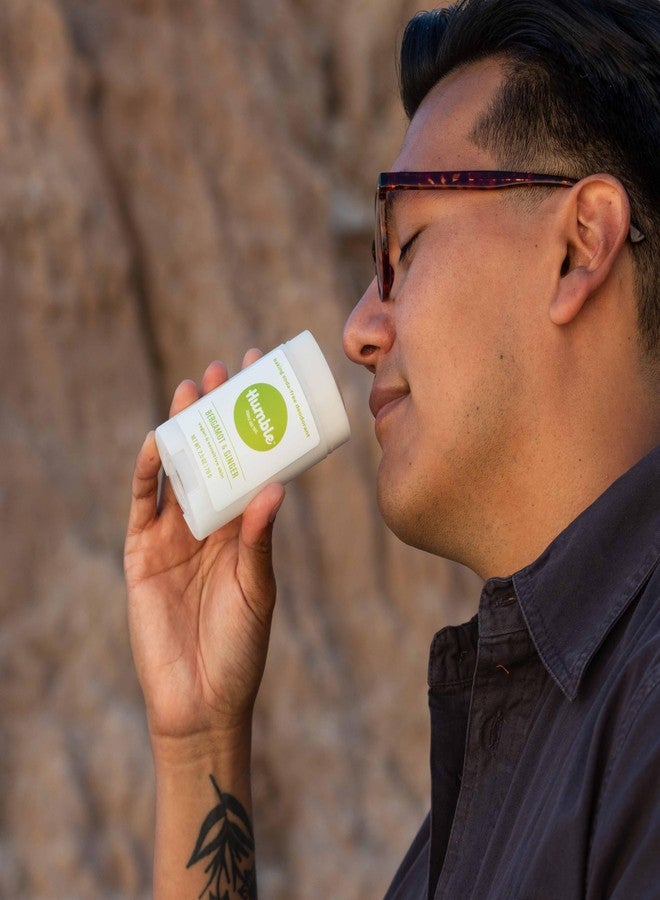 هامبل سيمبل اند ترو مزيل عرق هامبل براندز خالٍ من الألومنيوم، نباتي ولم يتم اختباره على الحيوانات، مصمم للبشرة الحساسة، برائحة الباتشولي والكوبال والبرغموت والزنجبيل والورد المغربي، 2.5 أونصة (عبوة من 3 قطع) - Image 2